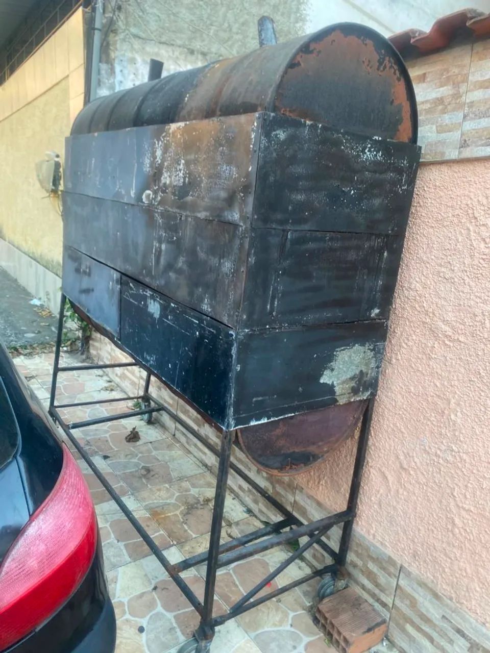 Vendo Churrasqueira de Ferro  - Foto 3