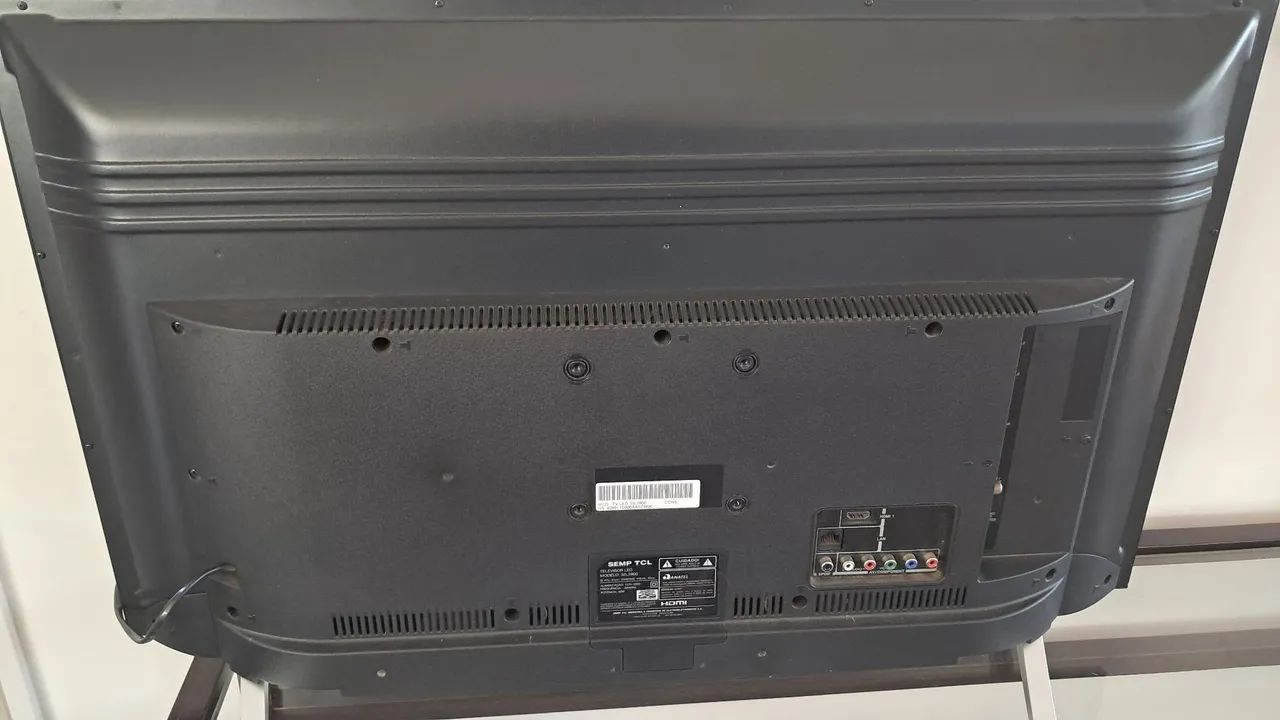 TV Semp Toshiba 32 polegadas  - Foto 2