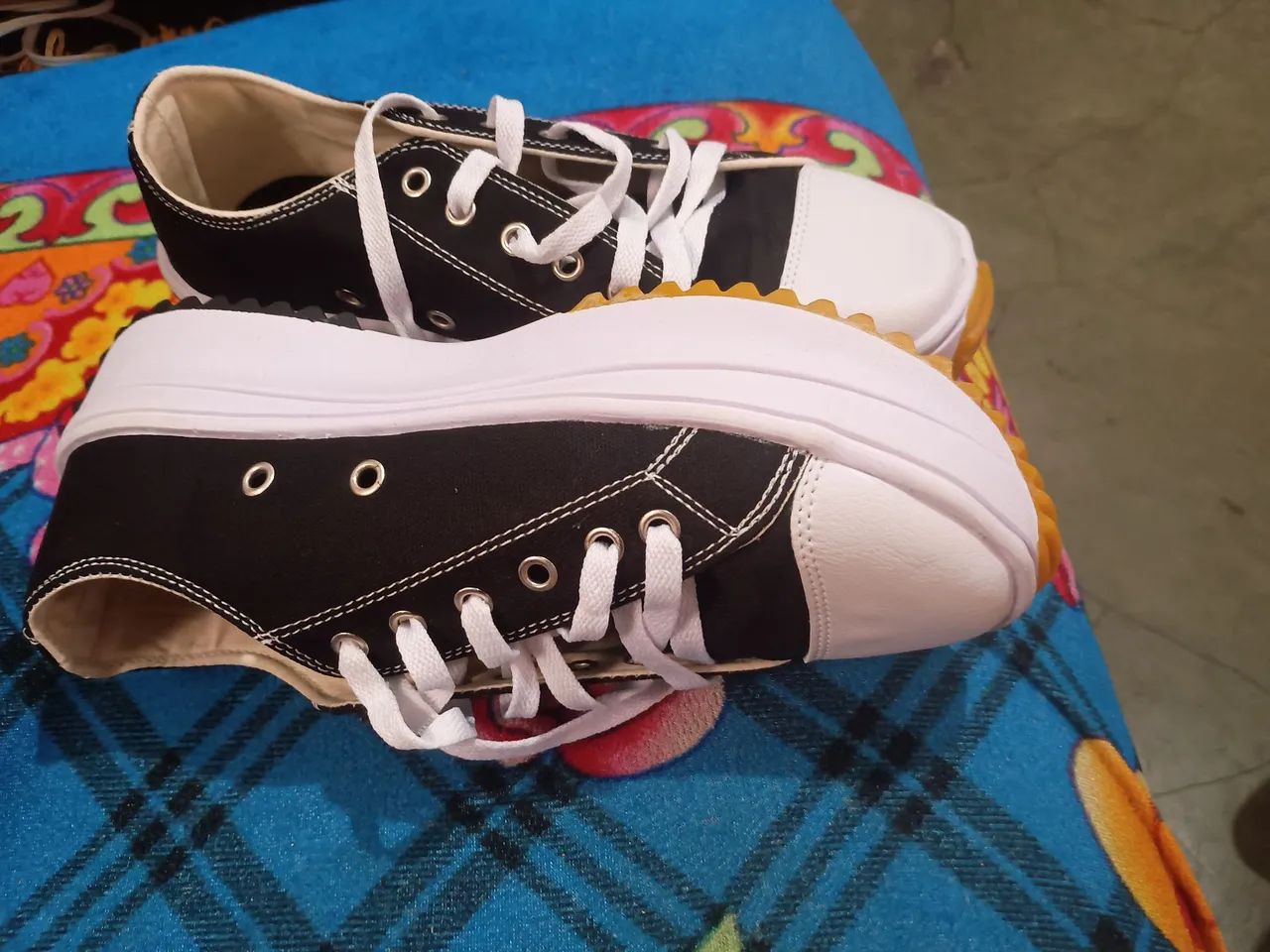 Tenis