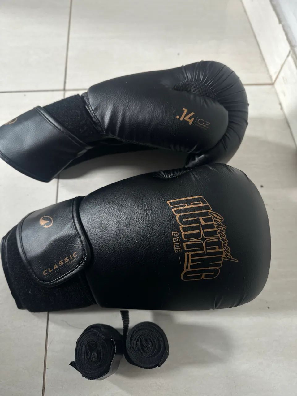 Vendo luvas de box, kickboxing!