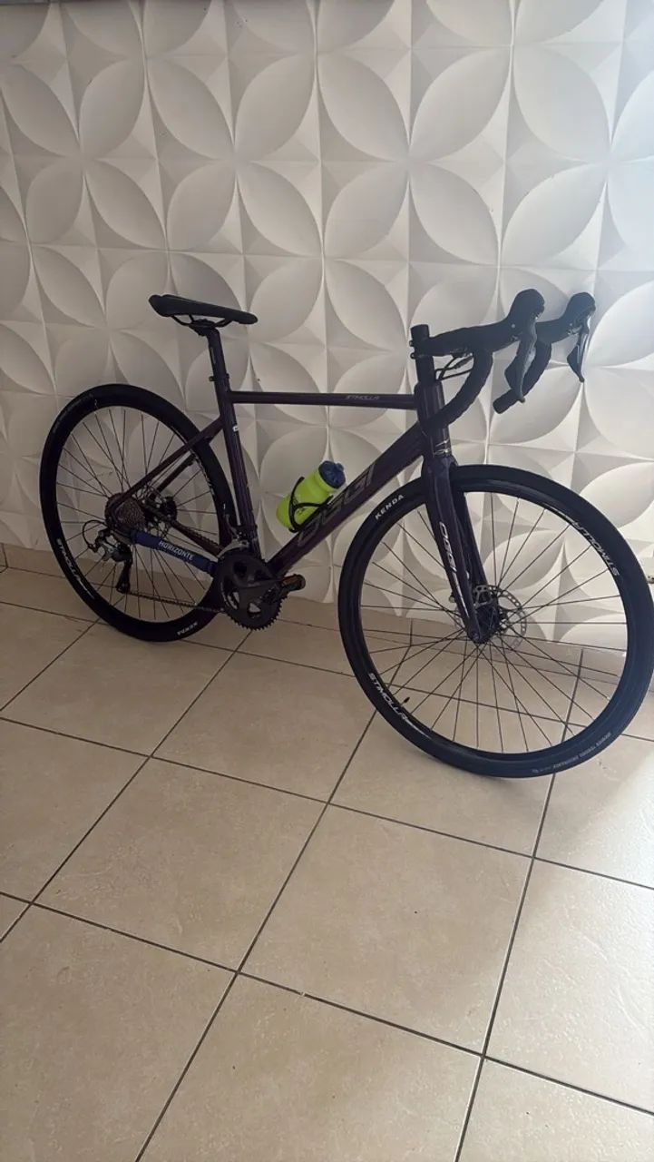 Oggi Stimolla Disc Tiagra 20V - praticamente zero + capacete e óculos