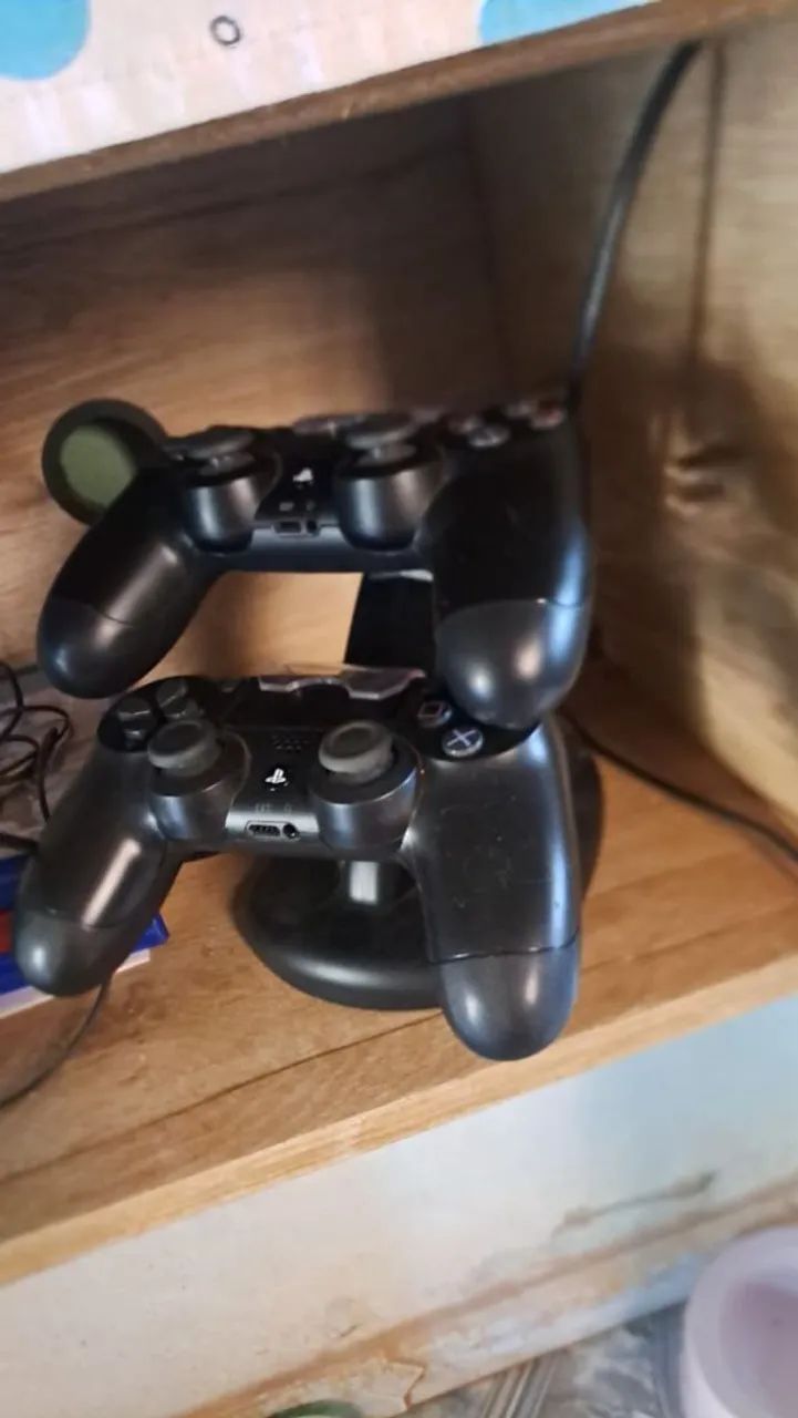 Ps4 slim 1 tera - Foto 2