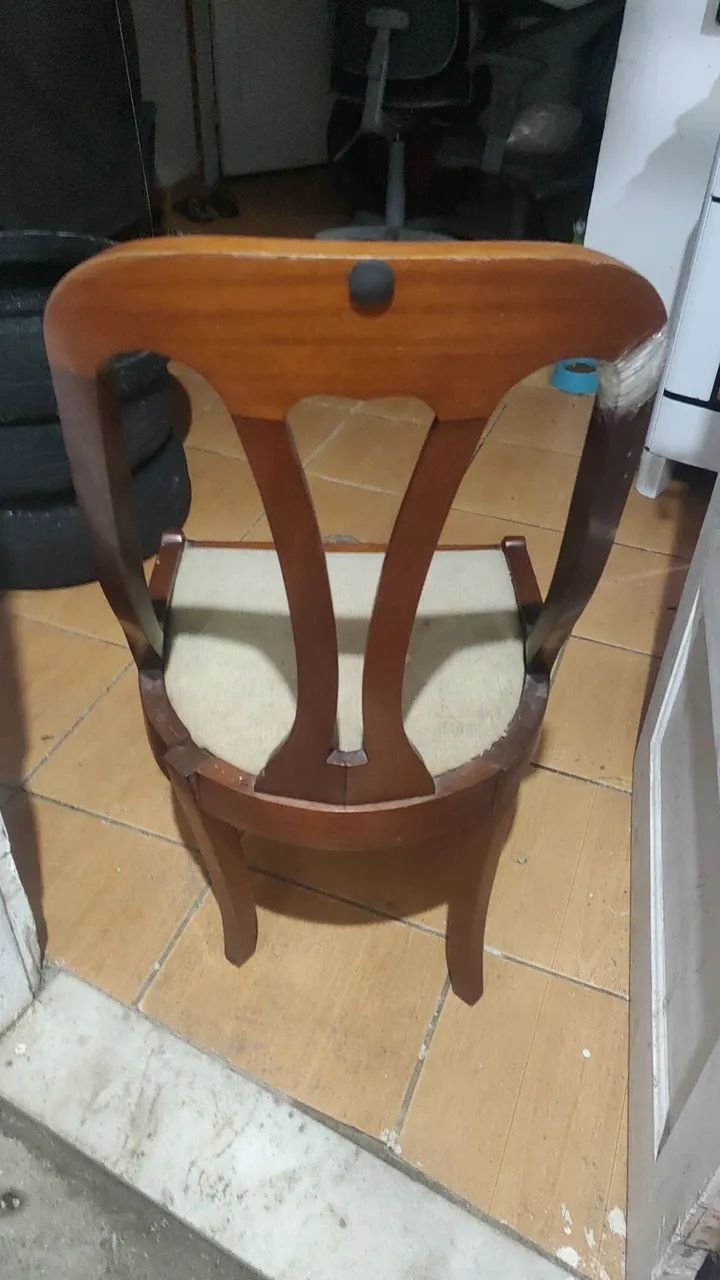 cadeira de madeira - Foto 2