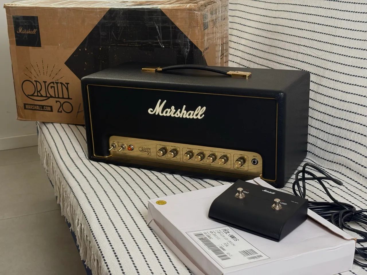 Marshall Origin 20h com footswitch 
