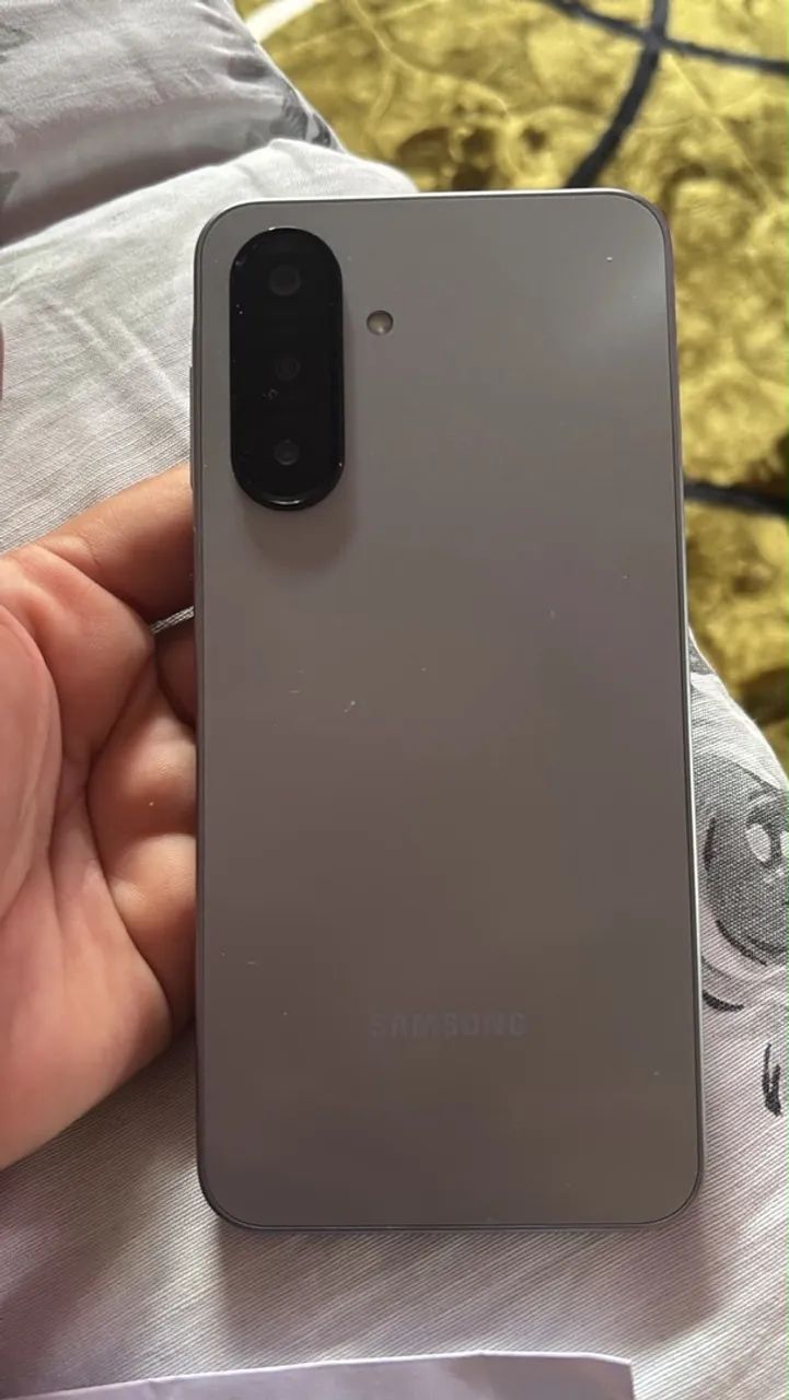 Vendo Samsung a17 - Foto 2