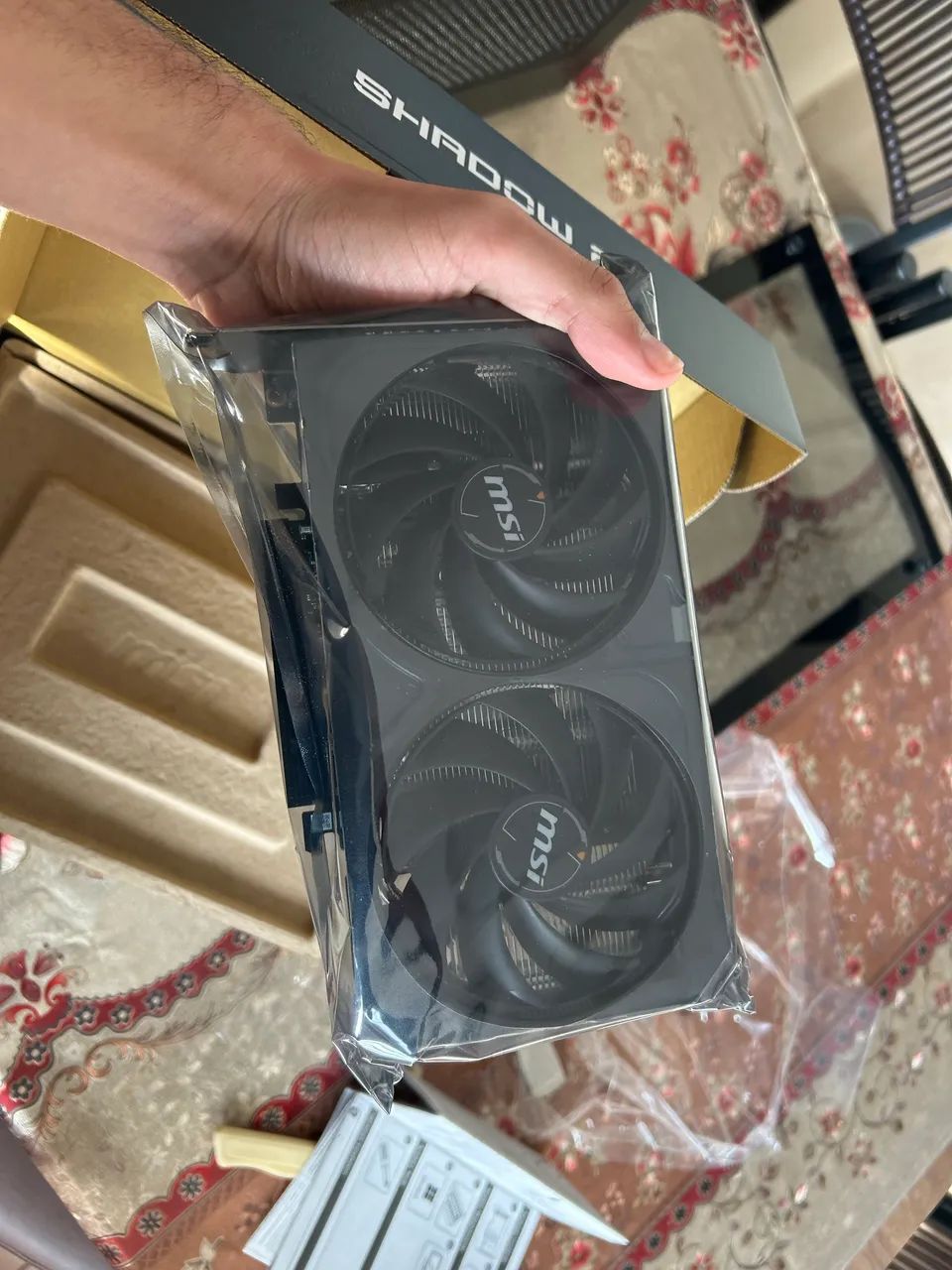 RTX 5060 8GB SHADOW MSI - Foto 3