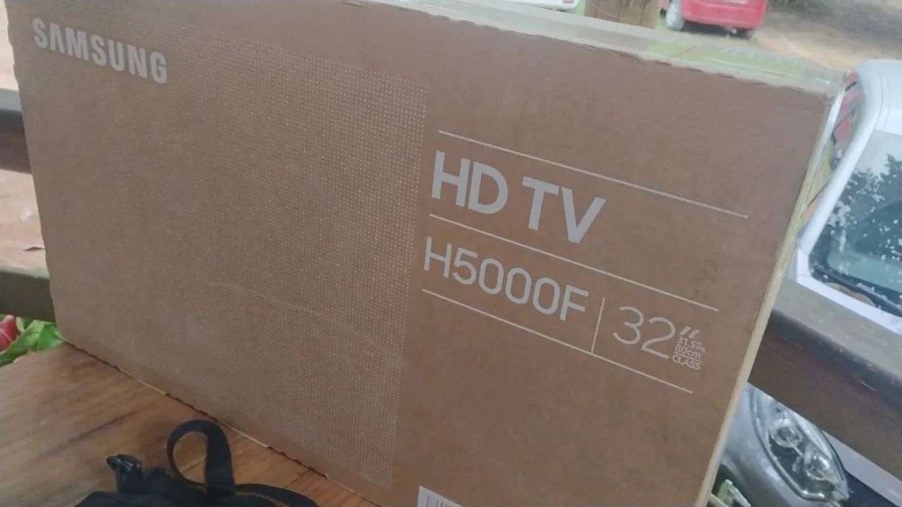 TV Samsung 32 polegadas. Nova e na caixa lacrada!!!