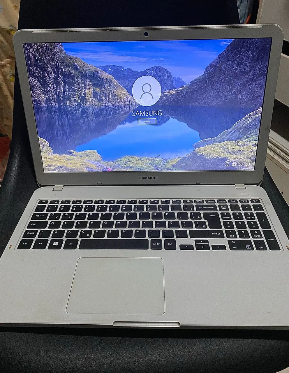 Notebook Sansung core i3