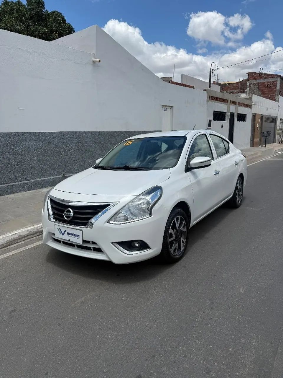 Nissan Versa UNIQUE 1.6 16V 2016