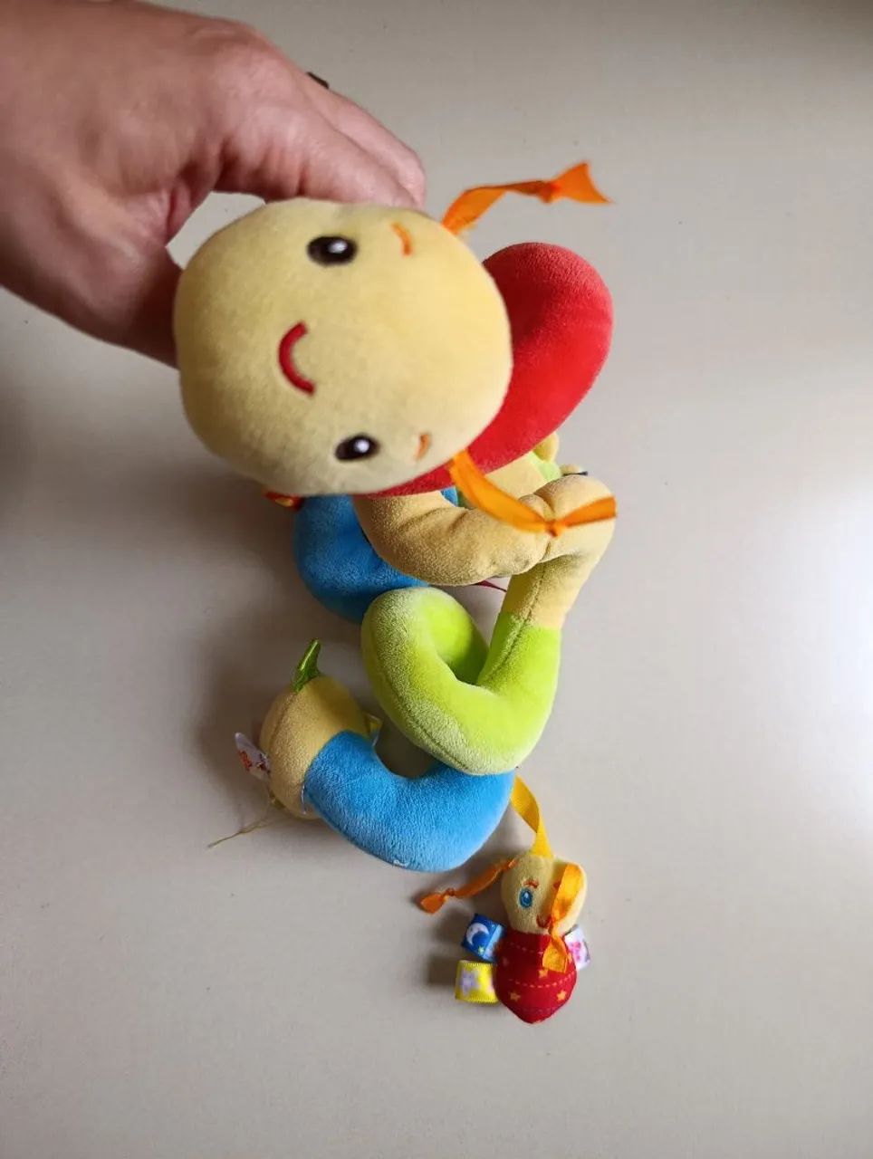 Pelúcia para carrinho centopéia com chocalhos - Foto 5