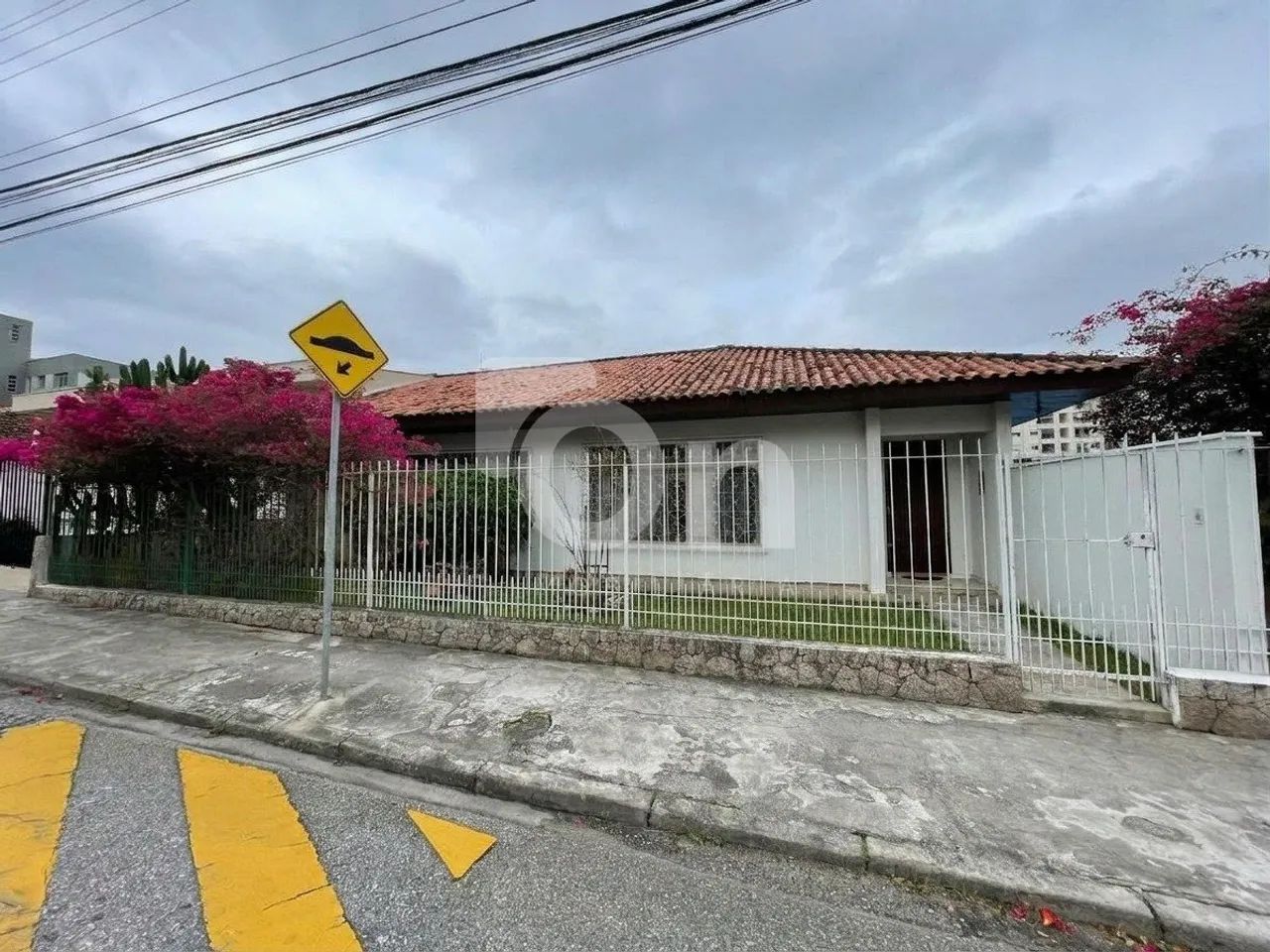 Casa de 1 dormitório em Coqueiros - Foto 5