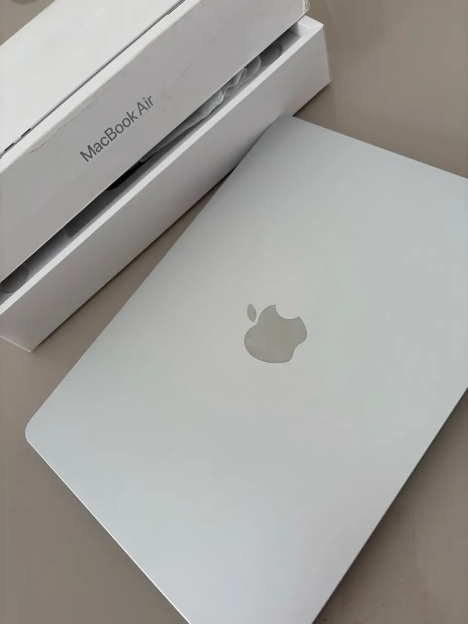 macbook air 13 16gb 256gb  - Foto 2