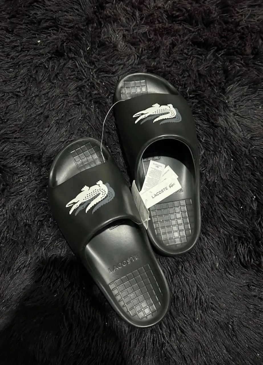 Chinelo Slide Lacoste Ori