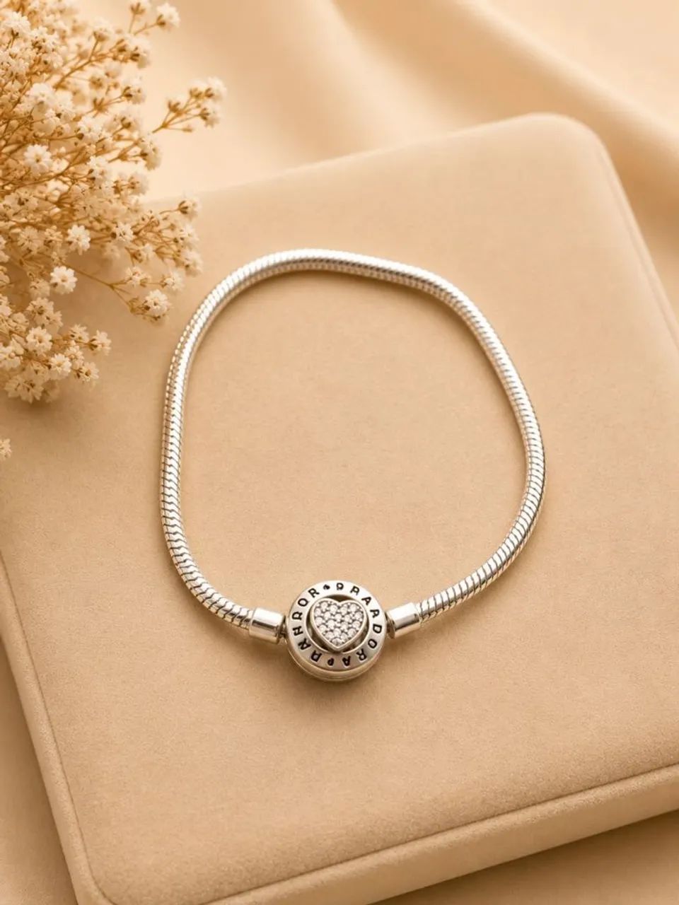 PANDORA 