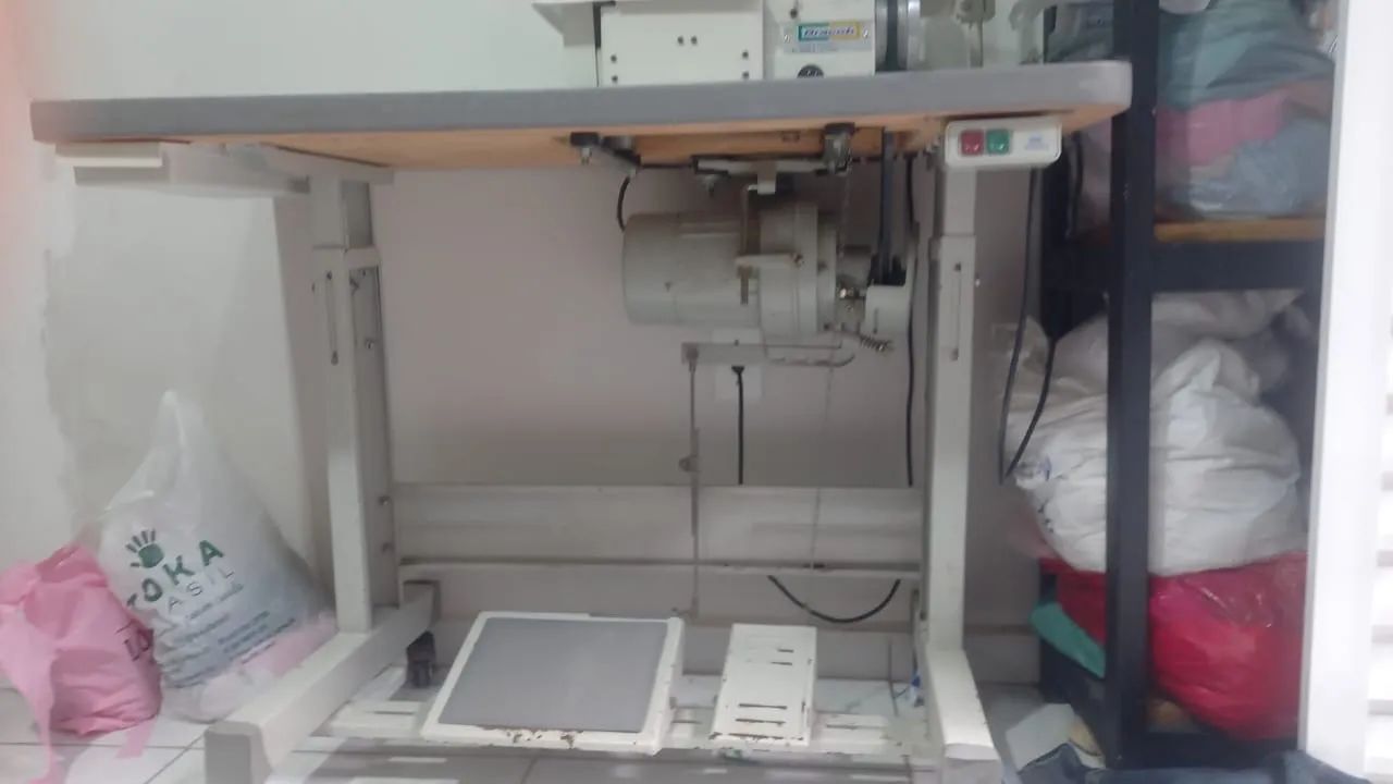 Máquina de costura Galoneira  - Foto 4