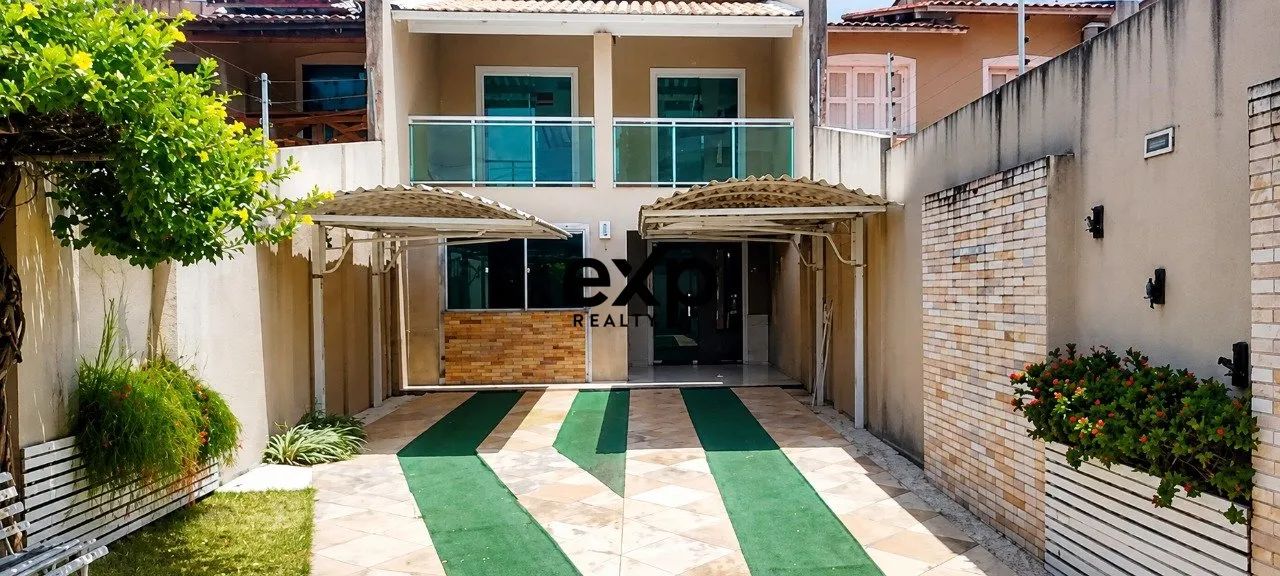 Casa Duplex na Maraponga com 3 Suítes e 4 Vagas