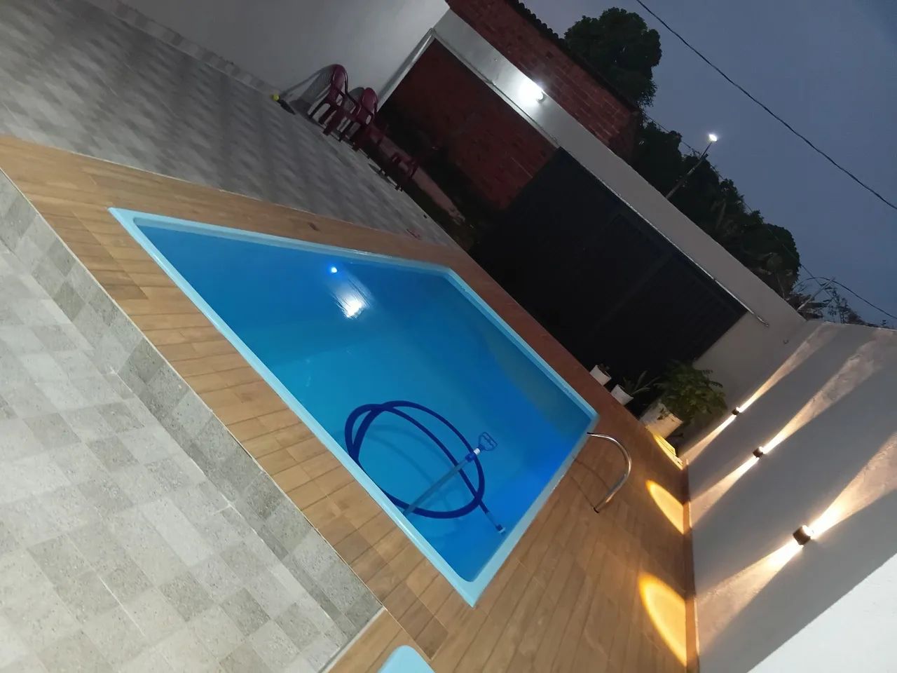 Ótima casa com área ee lazer e piscina *) - Foto 3