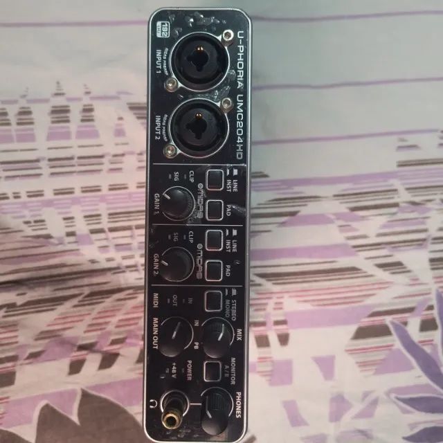Interface Áudio Behringer Umc202hd 2x2 24-bit 192khz Midas - Foto 3