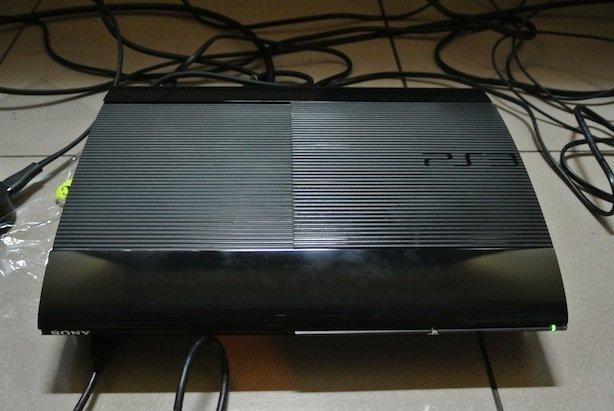 Ps3 ultra slim 500gb