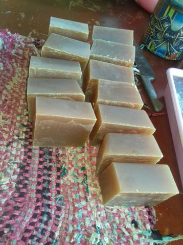 Sabao de álcool em barra 4, 00 cada