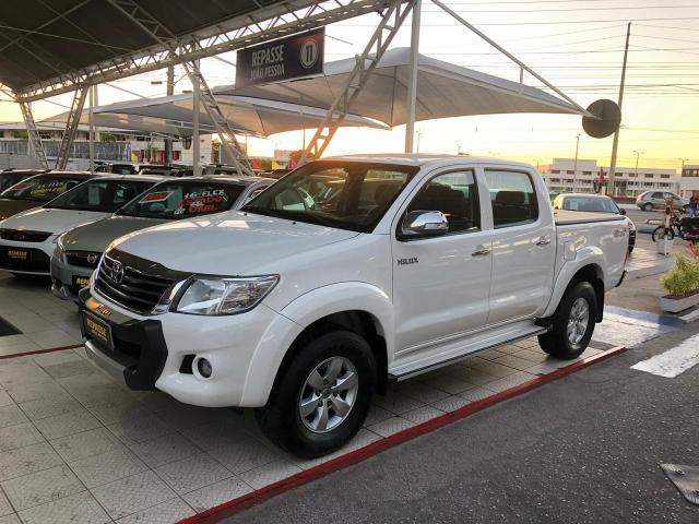 Hilux SRV 4x4 Flex Automático - 2015 /2015 - Novíssima - Aceito Troca. Financio - Foto 11