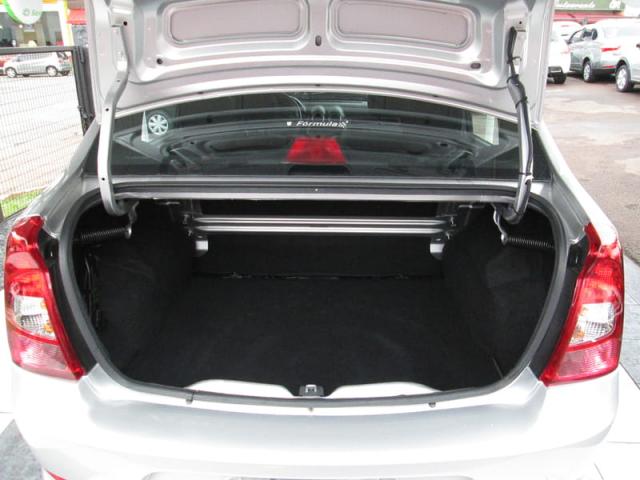 Renault Logan Expression 1.6 2012 Flex - Foto 7