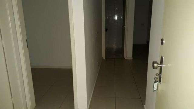 Apartamento 02 quartos ,sendo 1 suite- Com vaga -Centro - Petrópolis RJ - Foto 2