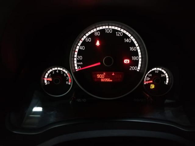 UP! BLACK WHITE RED 1.0 L MPI TOTAL FLEX MEC 4P - Foto 8