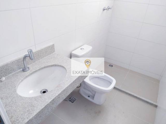 Cobertura 3 e 4 quartos, alto padrão, costazul, rio das ostras! - Foto 18
