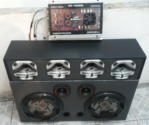 Vendo som automotivo