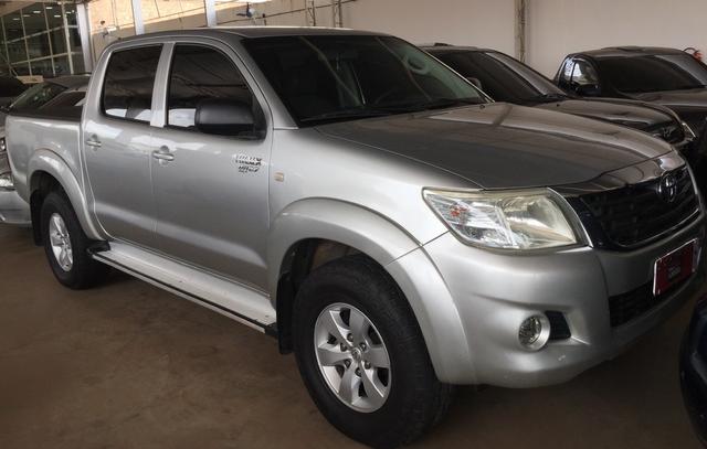 Toyota Hilux SRV 2.7 Flex 13/13