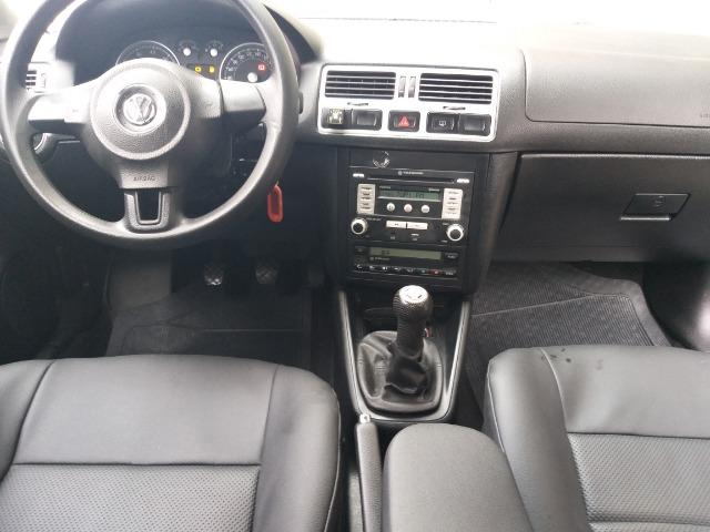 VW Bora + Gnv Troco e financio aceito carro ou moto maior ou menor valor - Foto 13