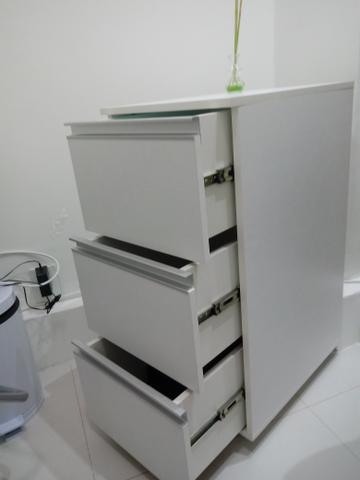 Armário em mdf com três gavetas - VENDE-SE - Foto 2