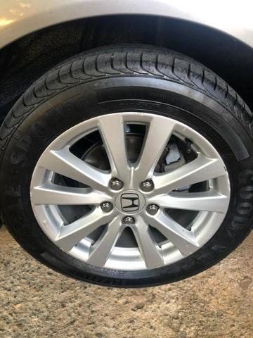 Civic 13-14 Carro tomado de financiamento, sem sinistro , sem batida 4 pneus novos - Foto 12
