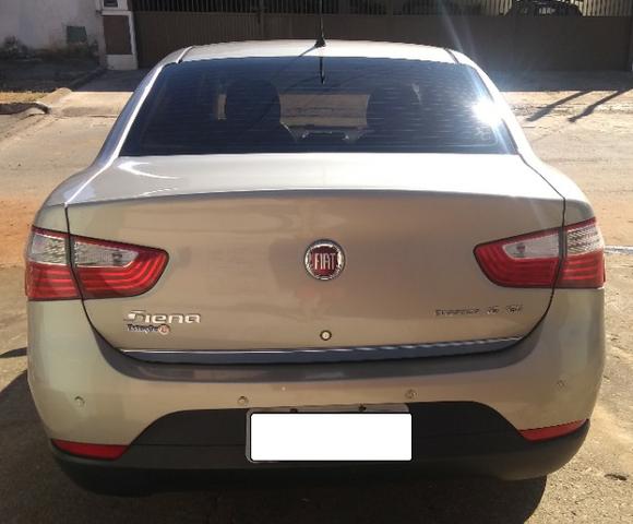 Carro muito conservado