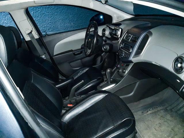 Chevrolet Sonic Sedan LTZ automático 2013 - Foto 9