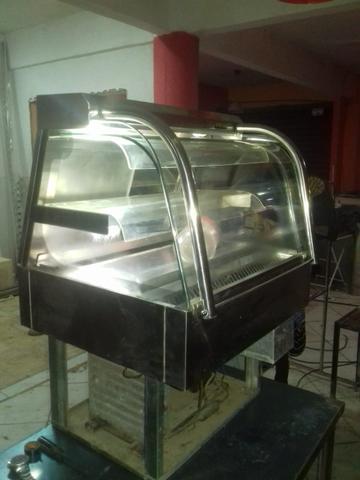 Expositor doces e tortas