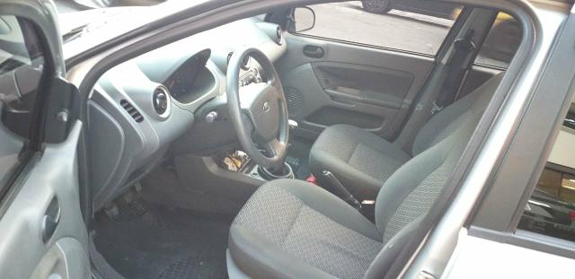 Ford Fiesta 1.6 completo - Foto 11