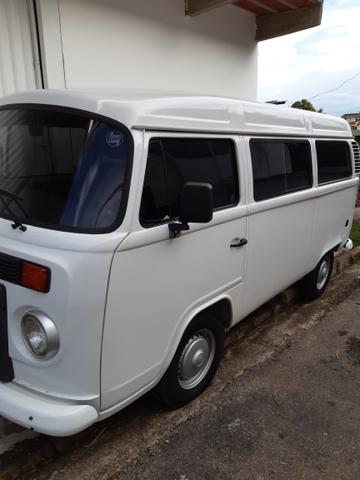 Vendo essa Kombi super nova raridade. Fone?(68)99950?8278 - Foto 3