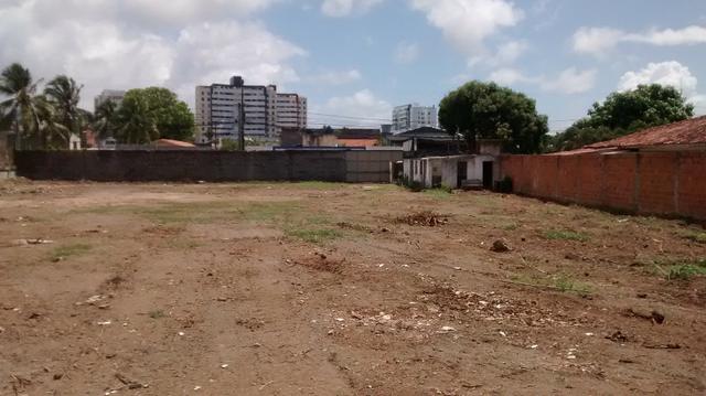 Terreno 40X66 2640M² em Lauro de freitas plano terraplanado muro 3mts, portão eletrico - Foto 4