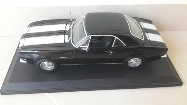 Chevrolet Camaro - Escala 1:18