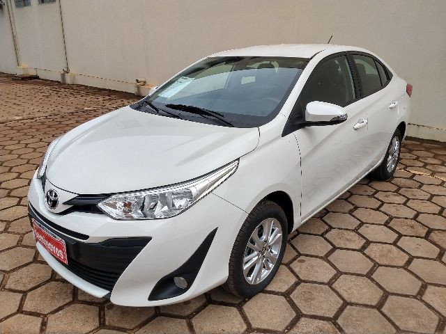Yaris Sd XL Plus 1.5 - Foto 3