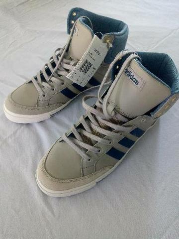 Tênis Adidas original neo cacity mid