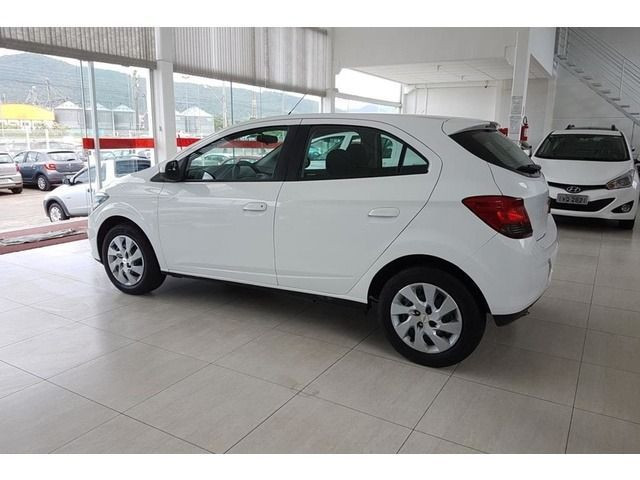 Chevrolet onix 1.4 - Foto 2