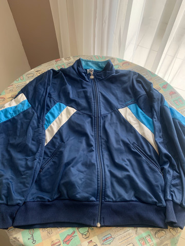 casaco adidas retro