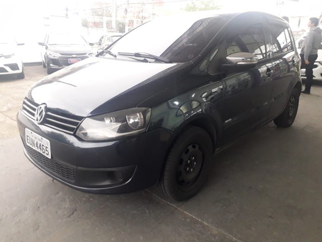 FOX MI 1.0 BR 2011 BR LINDO COMPLETO MENOS AR