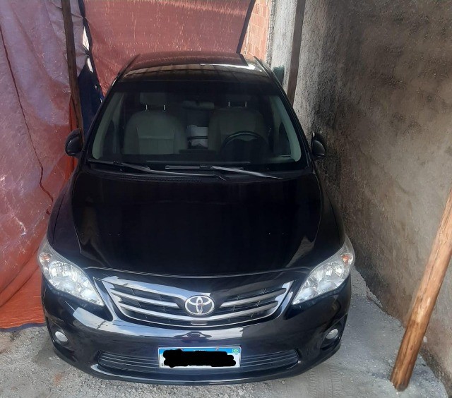 COROLLA XEI 2012