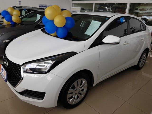 HYUNDAI HB20S 1.6 COMFORT PLUS 16V FLEX 4P AUTOMATICO