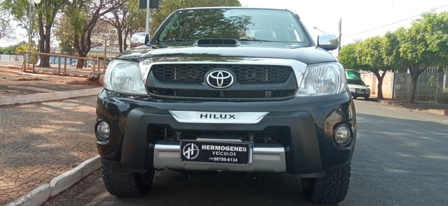 HILUX SRV 4X4 2010