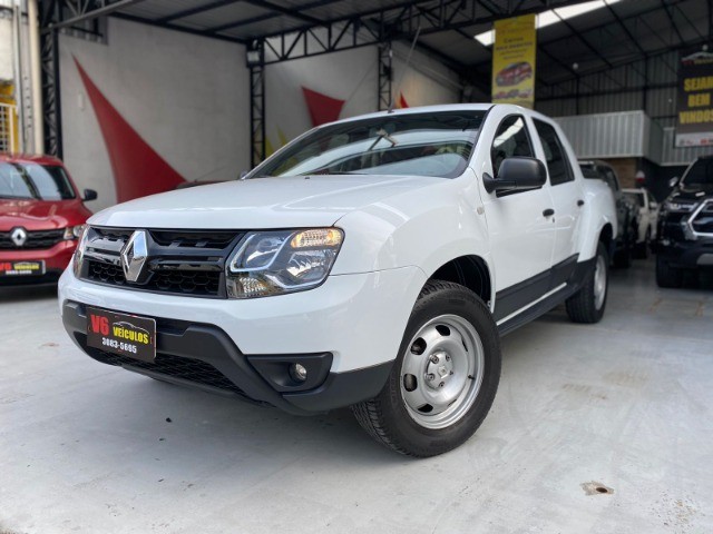DUSTER OROCH EXPRESS 1.6 COMPLETA